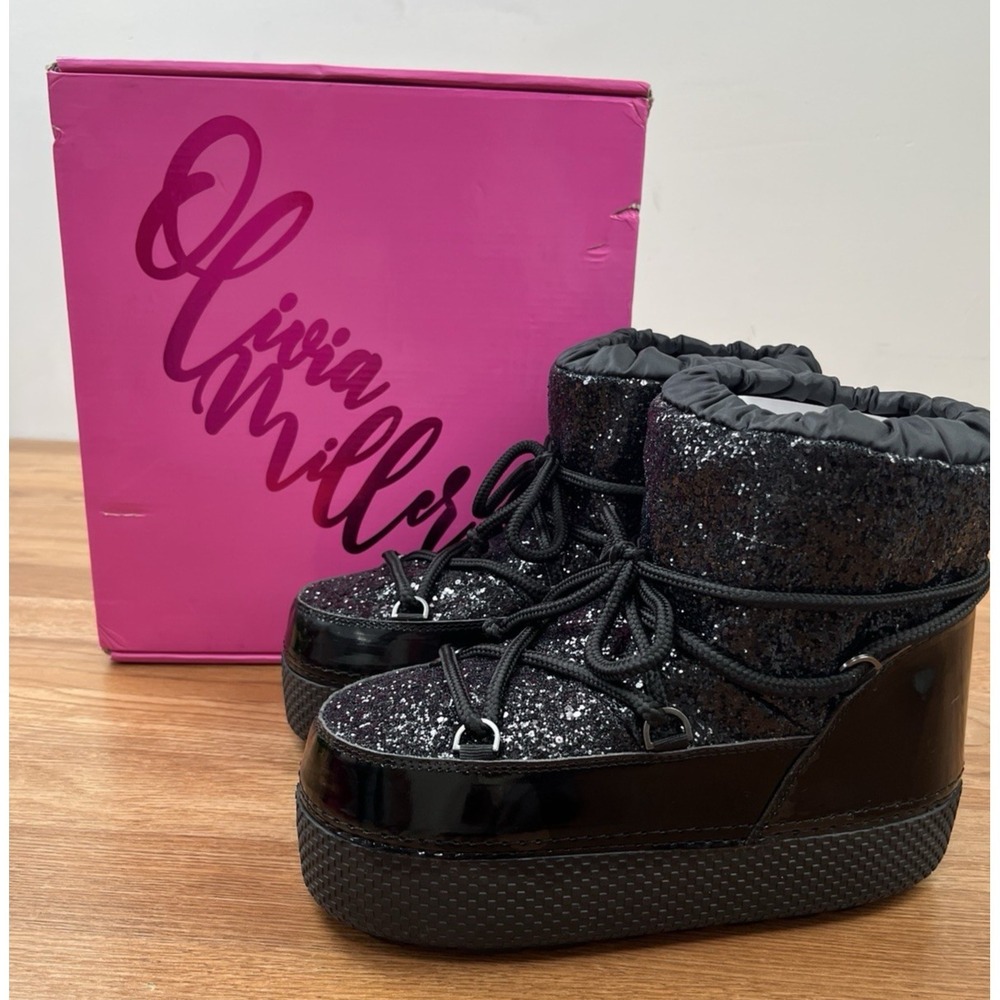 Olivia Miller Eclipse Moon Boots Black Glitter Puffy Winter Boots Size L (11-12)